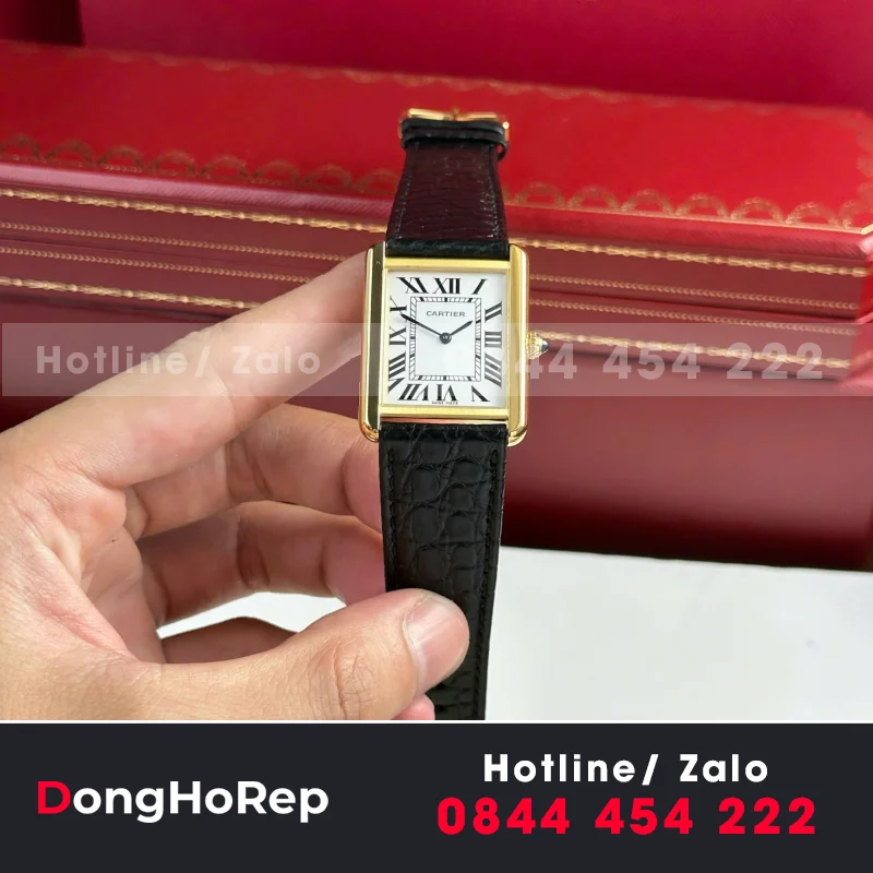 Đồng hồ Cartier Tank Solo Large Model— size 27.5mm x 35mm