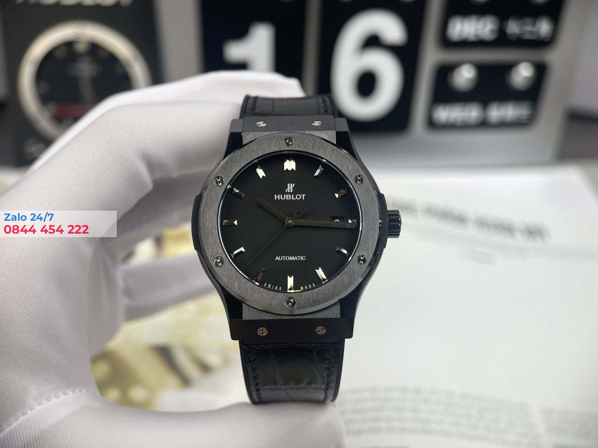 Đồng Hồ Hublot Classic Fusion Niềng Ceramic 42mm