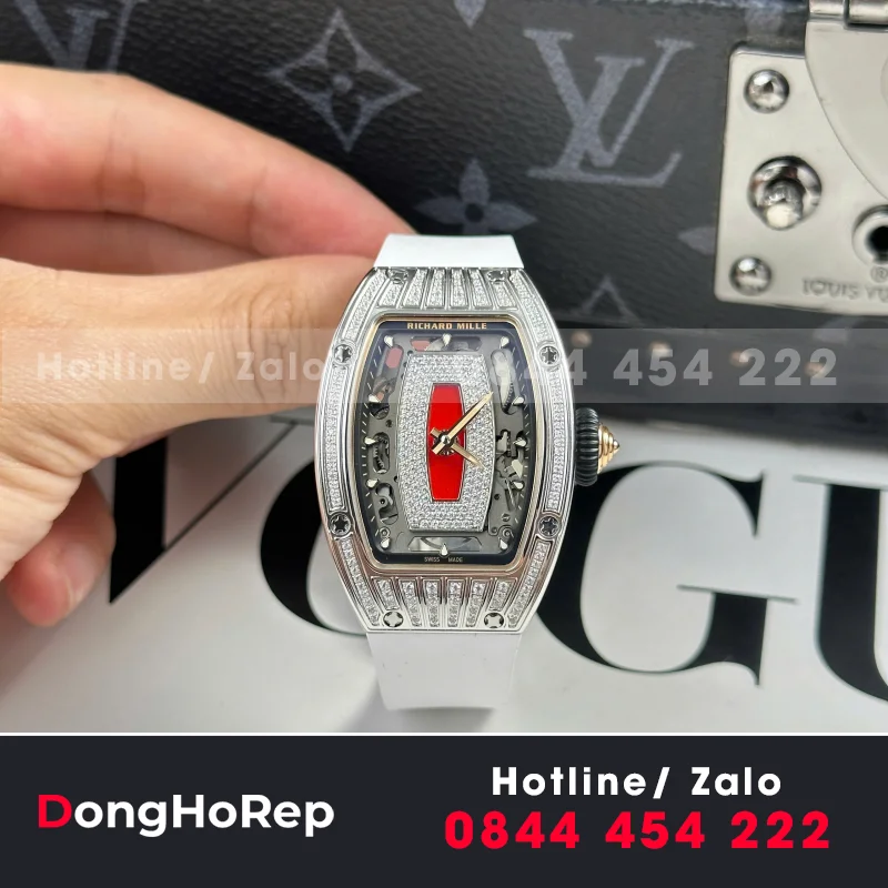 Đồng Hồ Nữ Richard Mille RM07-01 Chế Tác Vỏ Carbon Màu Bạc Dây Trắng