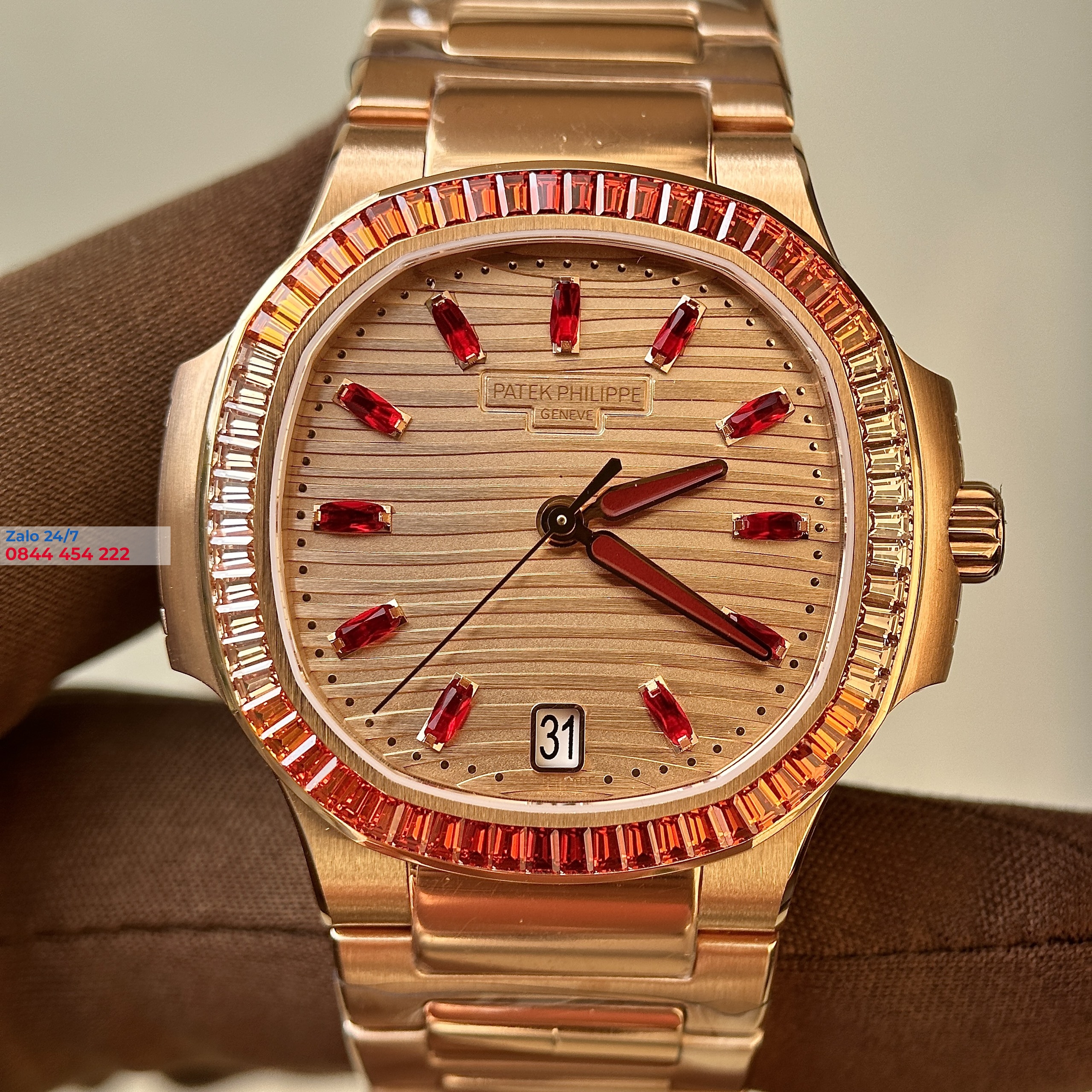 Đồng Hồ Patek Philippe Nautilus 7118/1300R Replica