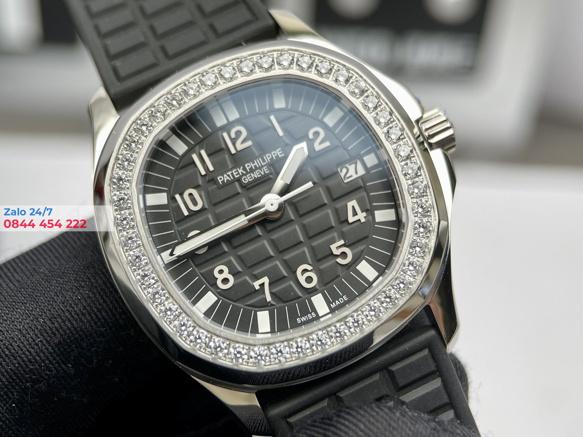 Đồng Hồ Patek Philippe Rep Aquanaut 5267 Diamonds