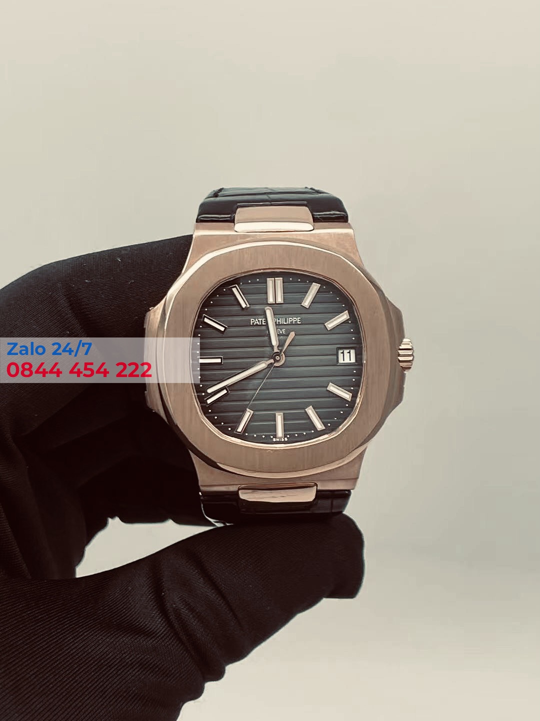 Đồng Hồ Patek Philippe Replica Nautilus 5711 Rose Gold 18k