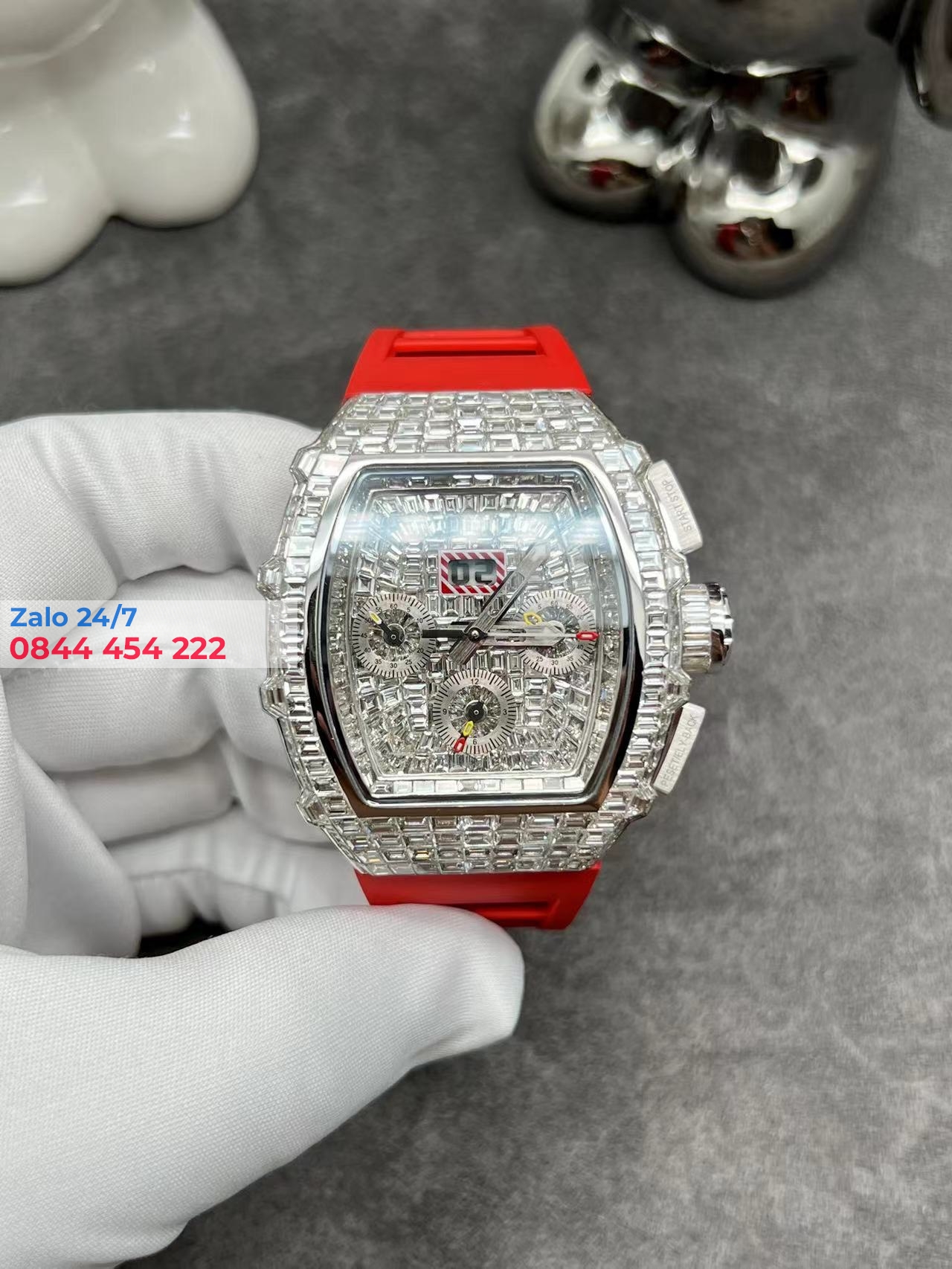 Đồng Hồ Richard Mille Chế Tác Kim Cương Thiên Nhiên