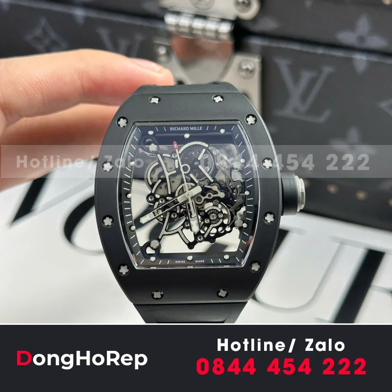Đồng Hồ Richard Mille RM055 Bubba Watson Carbon NTPT Rep 1:1 BBR Màu Đen 42.7×49.9mm