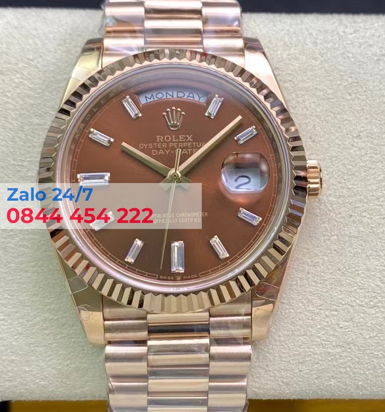 Đồng Hồ Rolex Day-Date 40 228235 Mặt Số Chocolate Nạm Kim Cương
