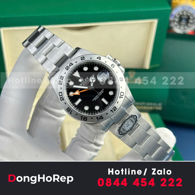 Đồng Hồ Rolex Explorer II 226570 Rep 11 Cao Cấp Nhất Mặt Đen Nhà Máy Clean 42mm