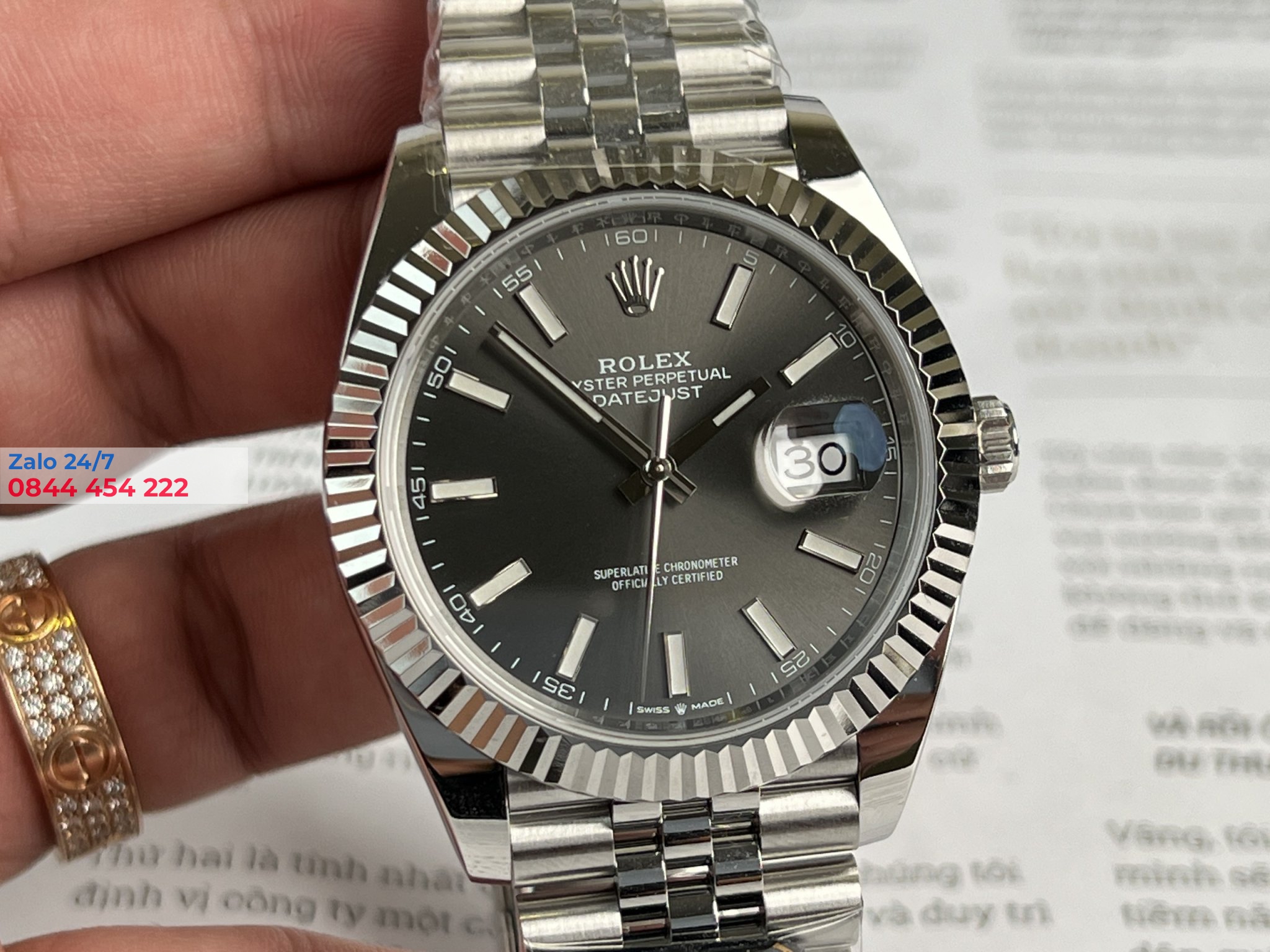 Đồng Hồ Rolex Datejust 41 126234 Mặt Số Gray Cọc Số Dạ Quang
