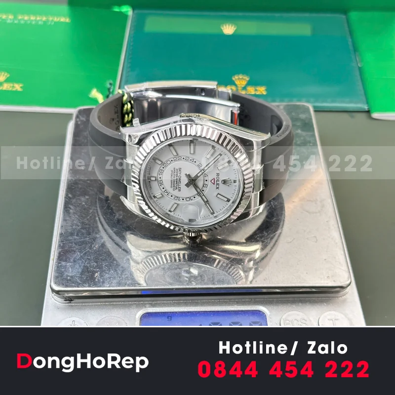 Đồng hồ Rolex Sky Dweller 336238 rep 11 mặt trắng dây cao su cao cấp 42mm