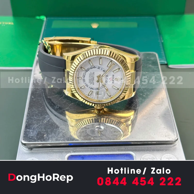 Đồng hồ Rolex Sky Dweller 336238 rep 11 mặt trắng mạ vàng dây cao su cao cấp 42mm