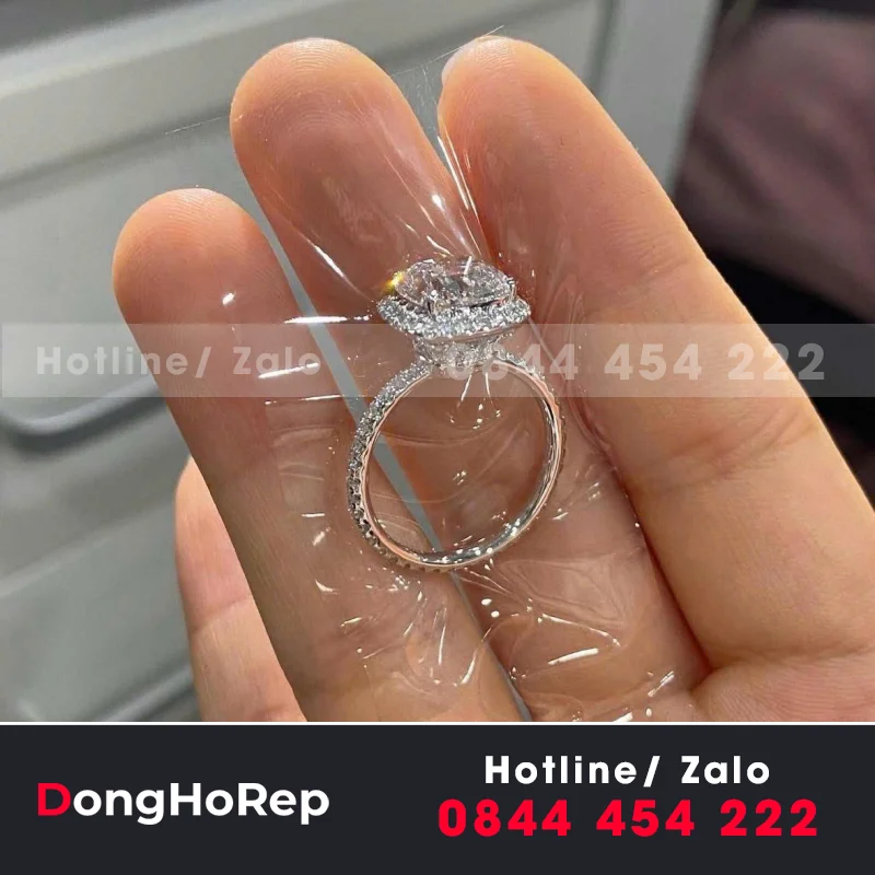 Nhẫn Nữ Thiết Kế Vàng 18K Cvd Diamond