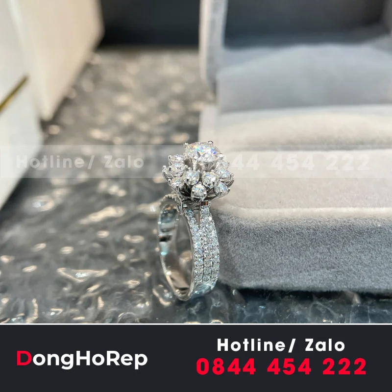 Nhẫn Nữ Thiết Kế Vàng 18K Moissanite