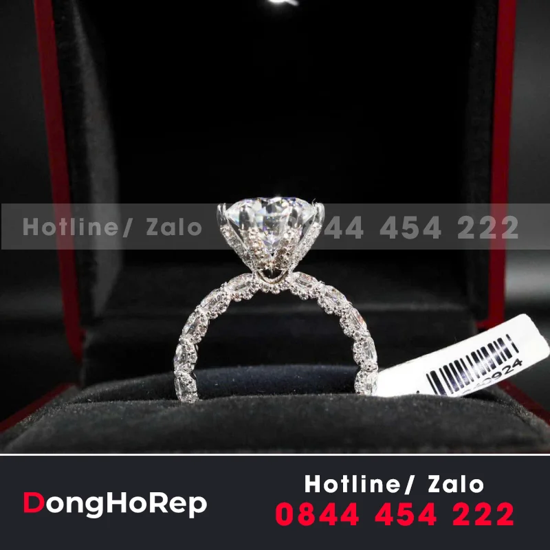 Nhẫn Nữ Vàng Trắng 18K Kim Cương Thiên Nhiên
