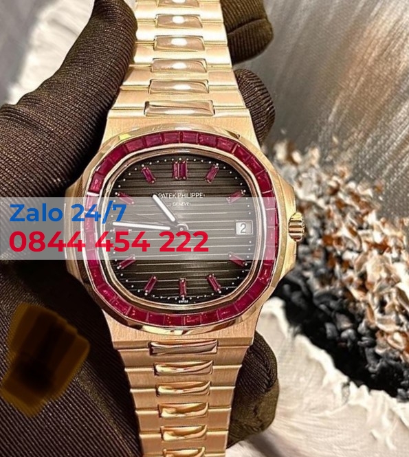 PATEK PHILIPPE NAUTILUS 5723/112R-001 ROSE GOLD 18K RUBY