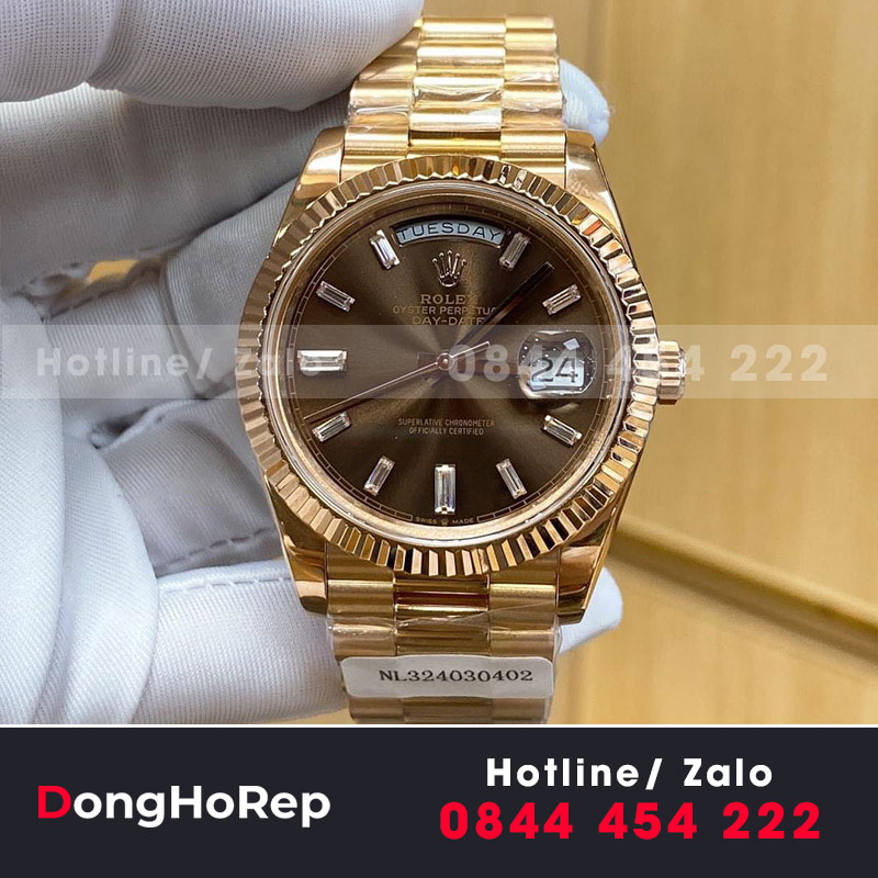 Rolex daydate 40 228235 mặt số chocolate kim cương baguette 